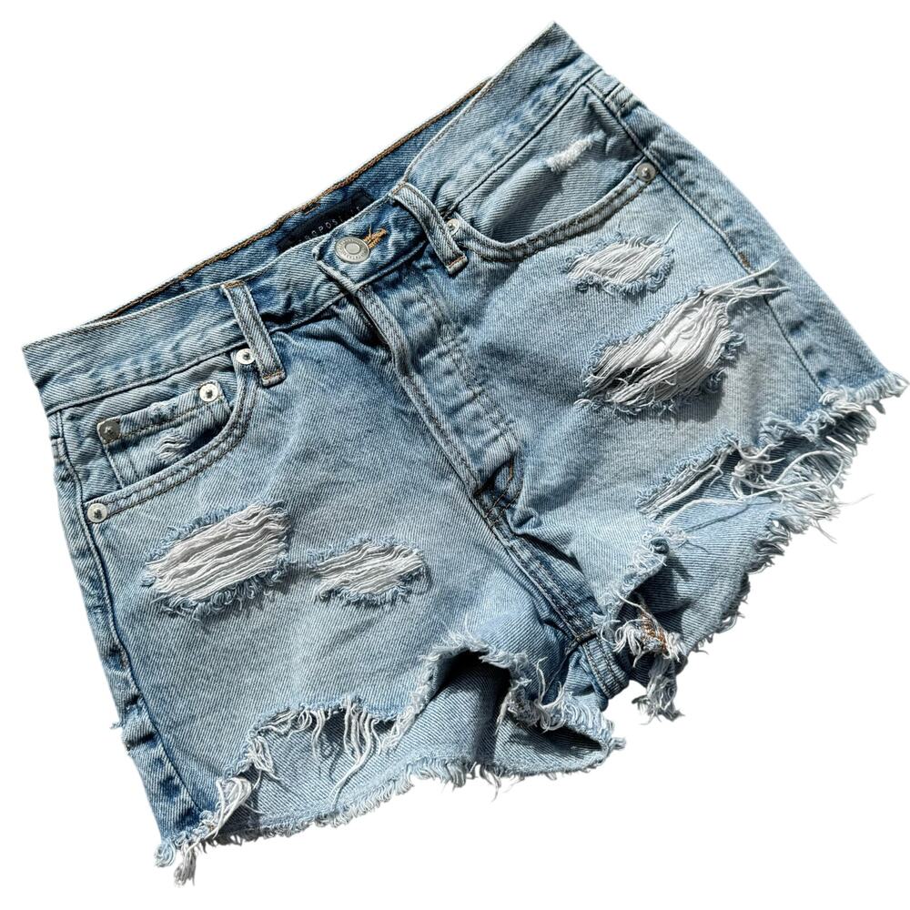 Aeropostale Light Wash Distressed High Rise Cutoff Denim Boyfriend Shorts 00
